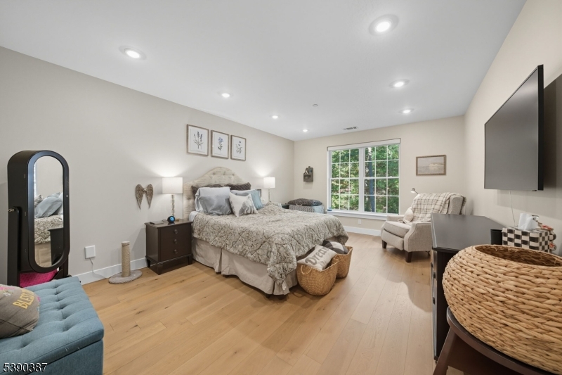 Fox Crest - Residential