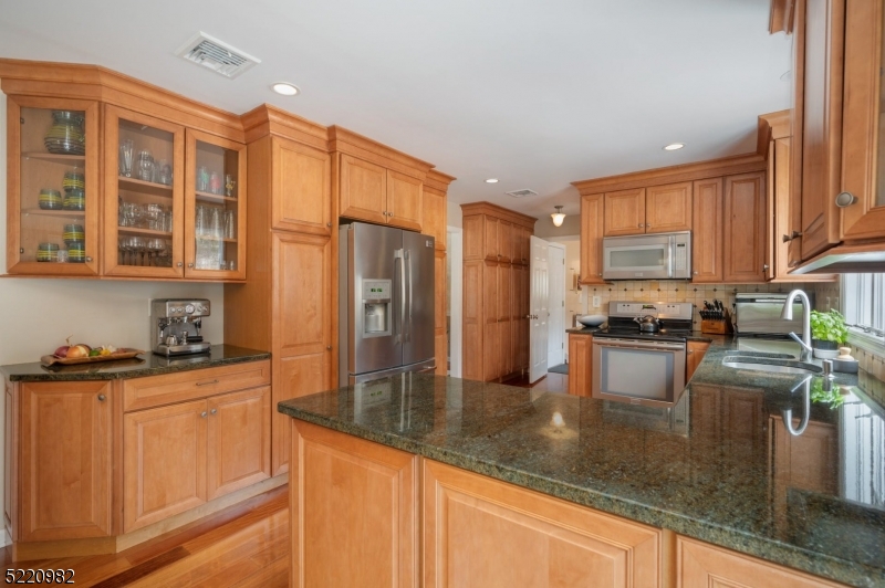 Apple Hill Estates - Residential