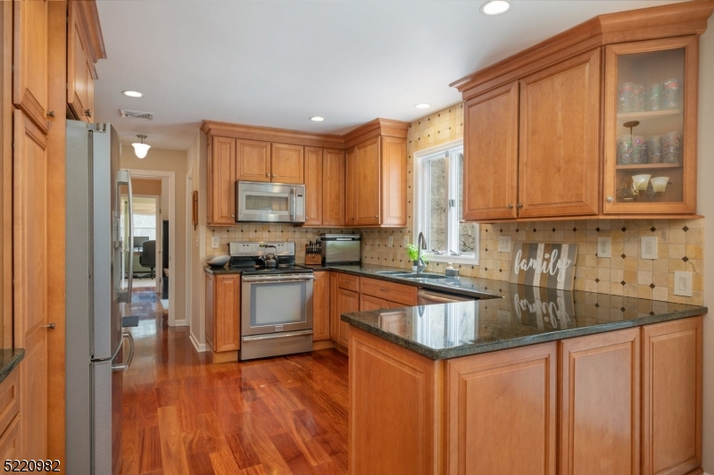 Apple Hill Estates - Residential