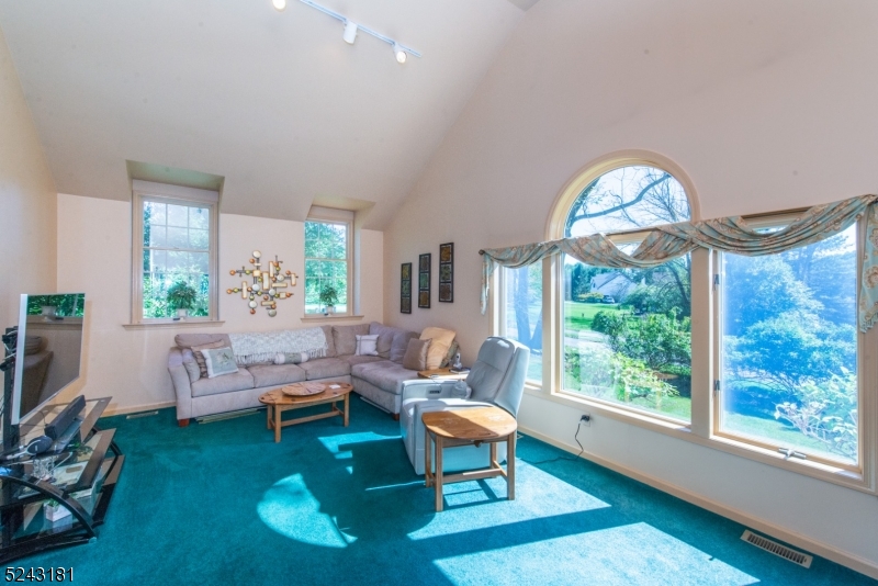 Hunter's Ridge - Residential