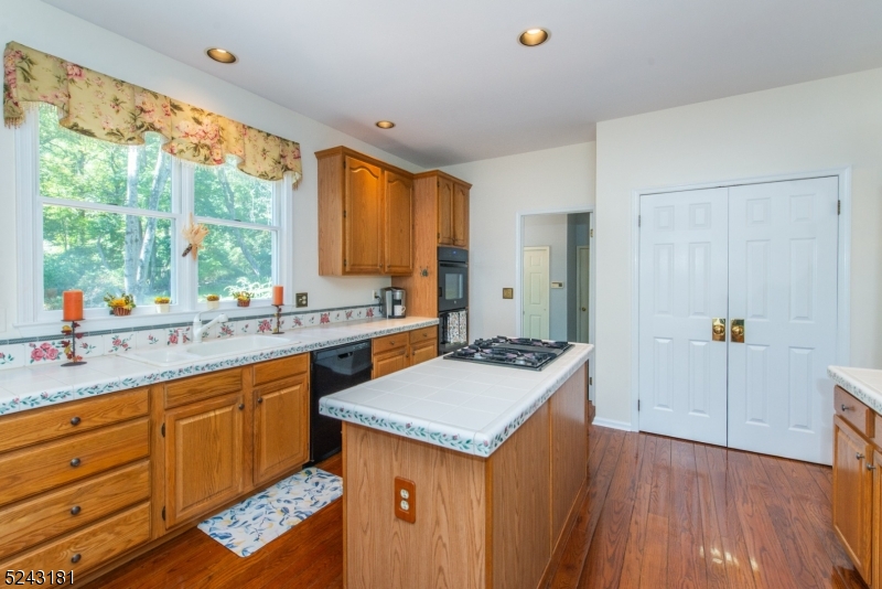 Hunter's Ridge - Residential