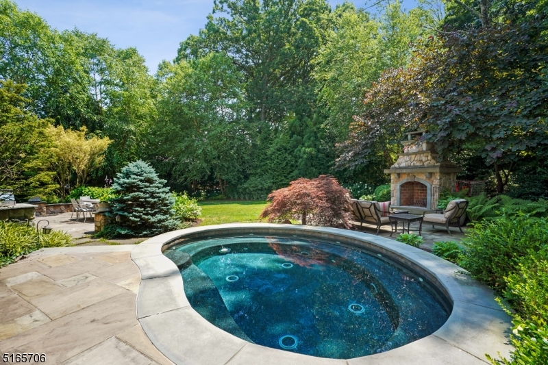 Upper Washington - Residential