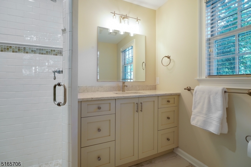 Upper Washington - Residential