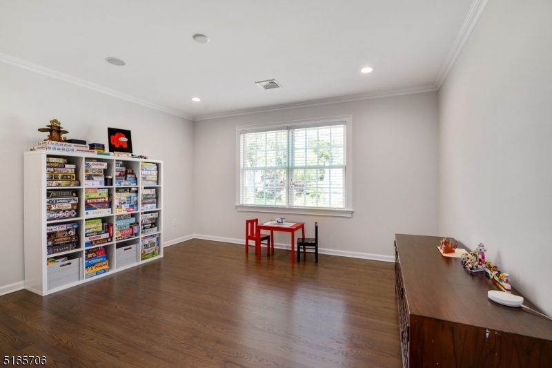 Upper Washington - Residential