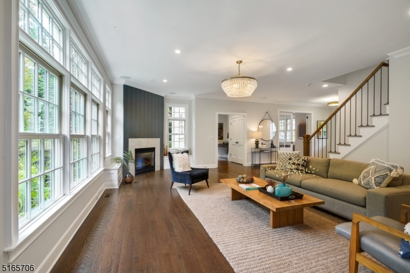 Upper Washington - Residential