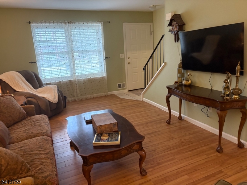 Shabbecong Village - Residential