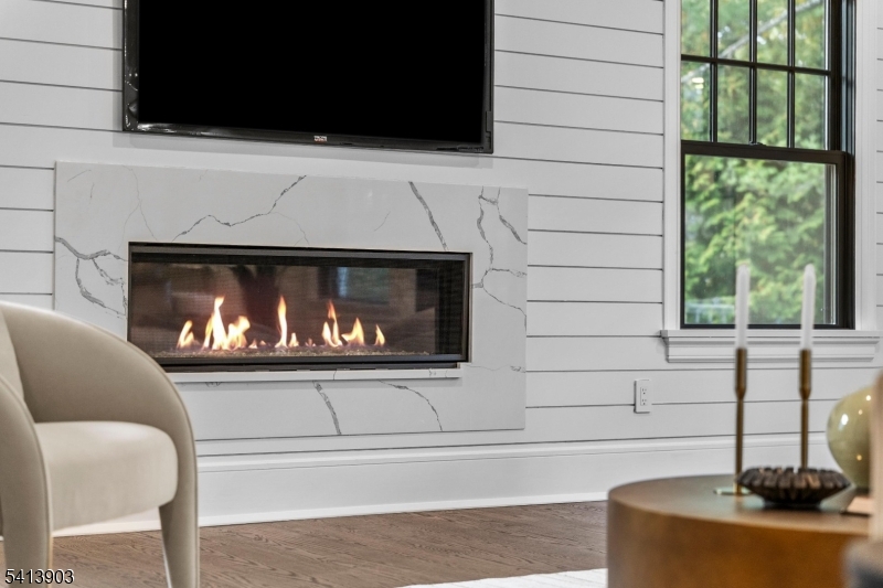 HARTSHORN - Residential