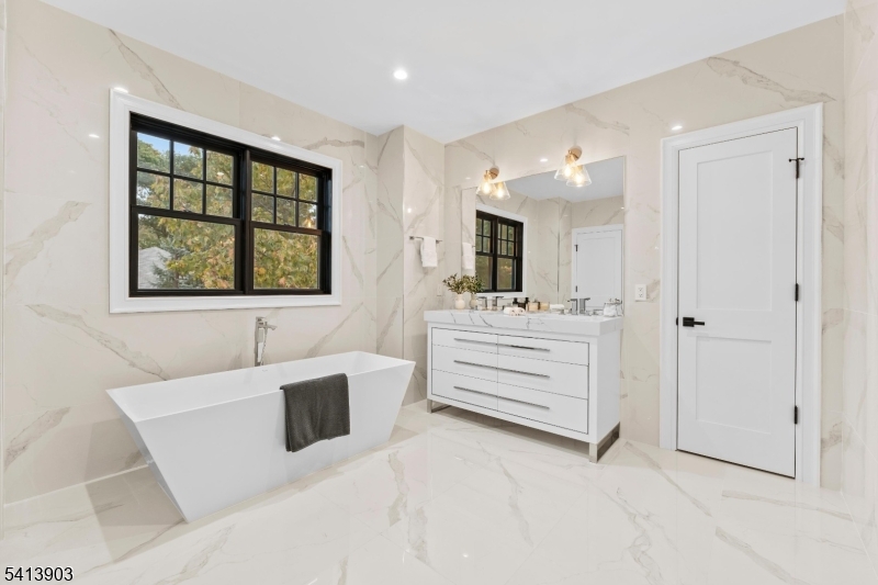 HARTSHORN - Residential