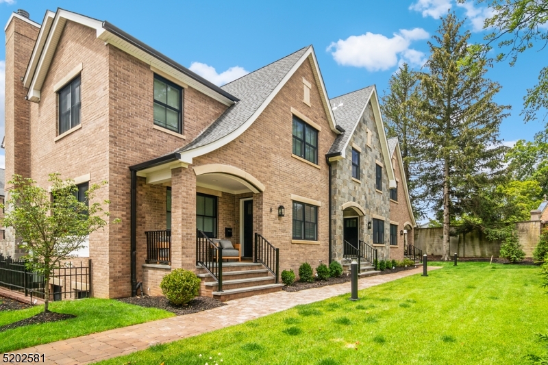 Downtown Summit - Residential