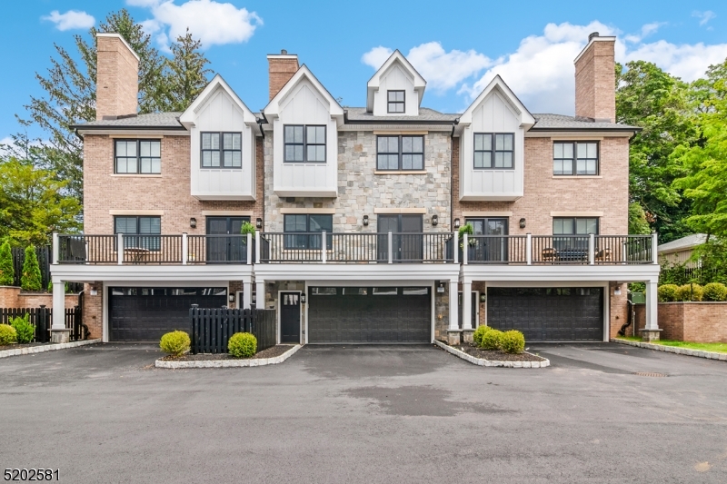 Downtown Summit - Residential