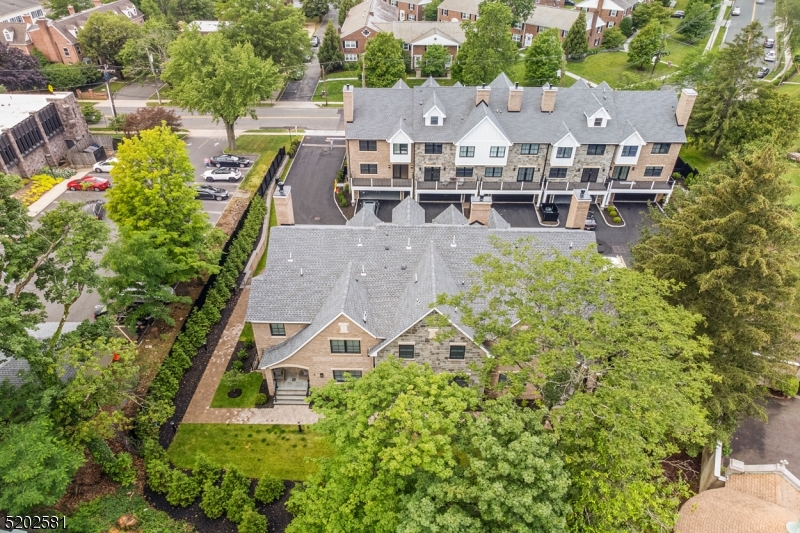 Downtown Summit - Residential