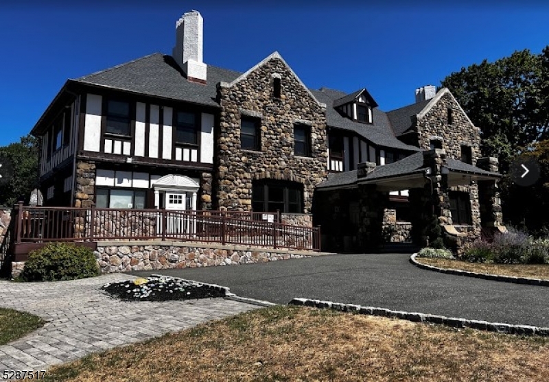 White Meadow Lake - Residential