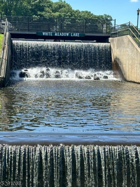 White Meadow Lake - Residential