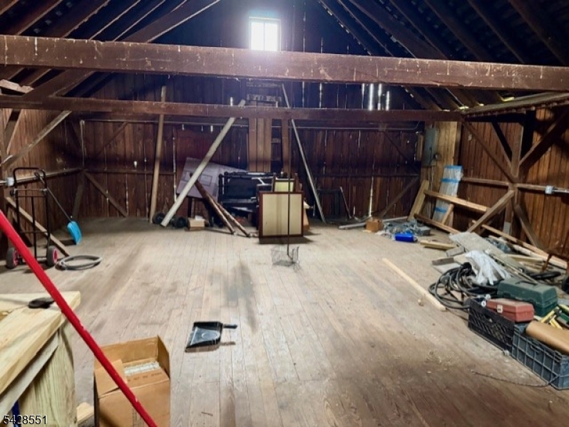 Antique Section - Commercial Lease