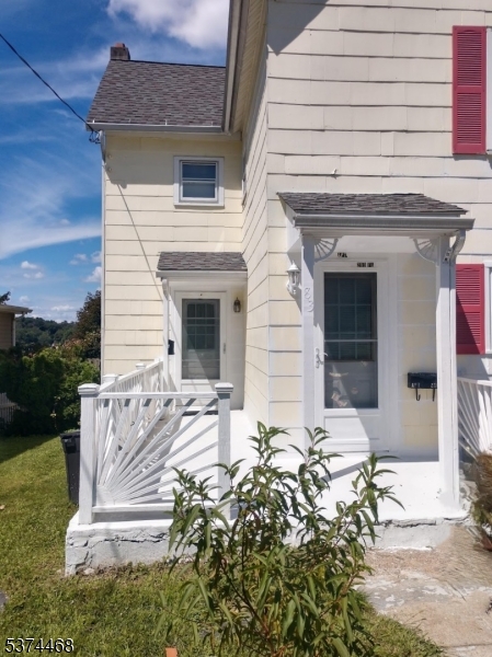 In Town - Residential Lease