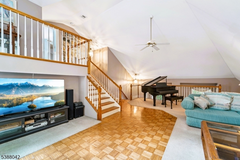 LAKE MOHAWAK - Residential