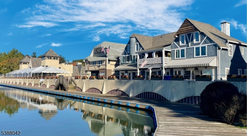 LAKE MOHAWAK - Residential