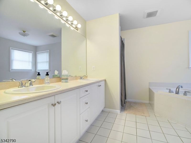 Hunters Ridge - Residential