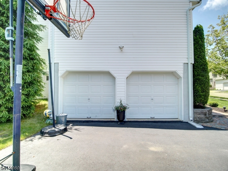 Hunters Ridge - Residential