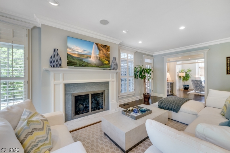 Rolling Hill - Residential