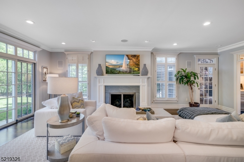 Rolling Hill - Residential