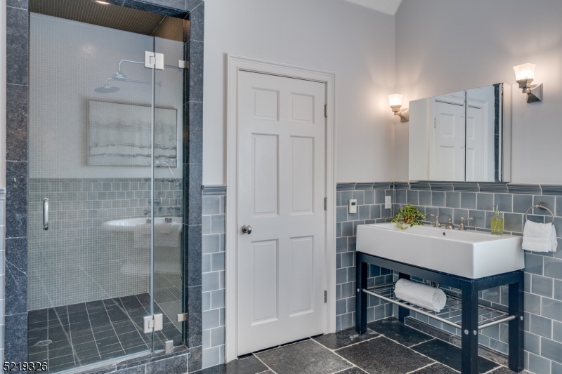 Rolling Hill - Residential