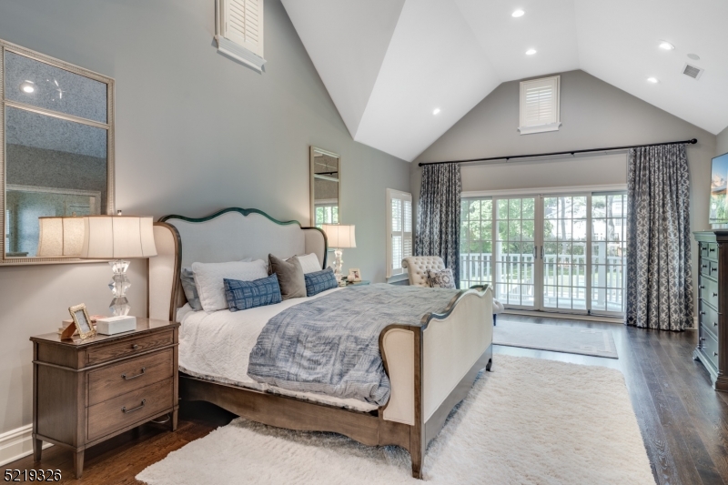 Rolling Hill - Residential