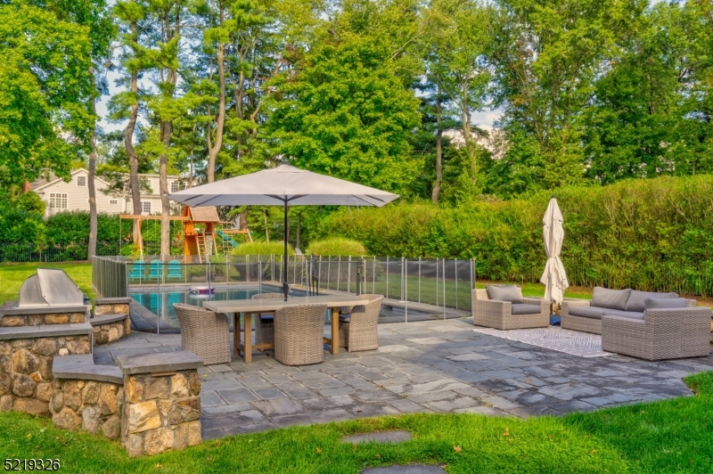 Rolling Hill - Residential