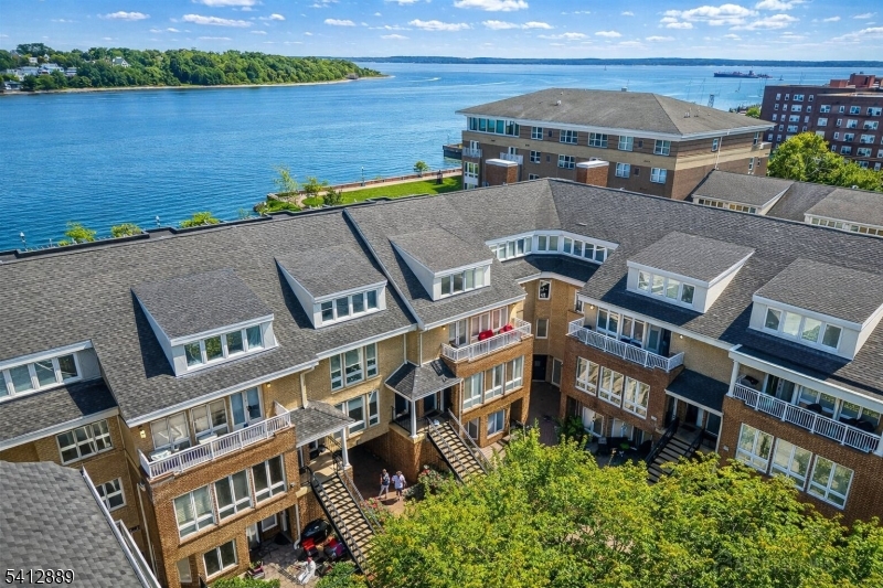 Bay View - Residential