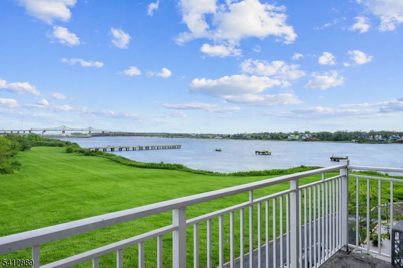 Bay View - Residential