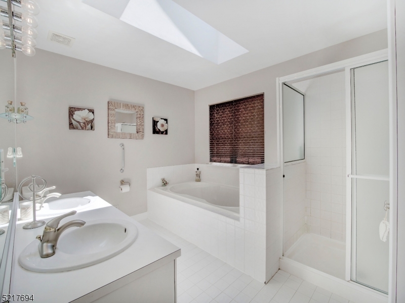 Seasons Glen - Residential