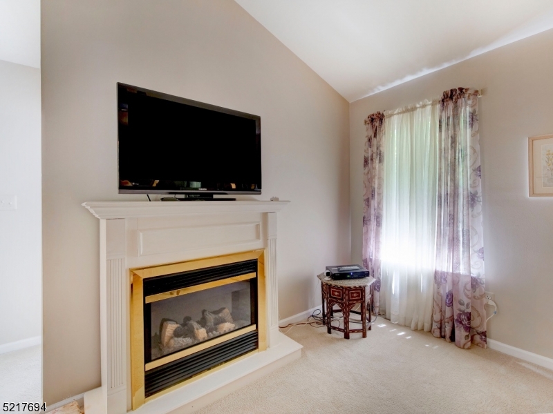 Seasons Glen - Residential