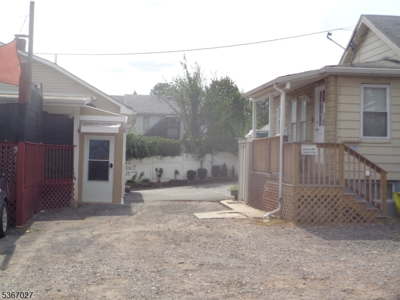 Rt 22 Corridor - Residential