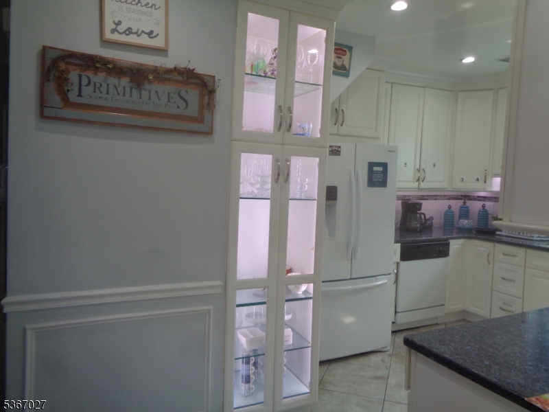 Rt 22 Corridor - Residential