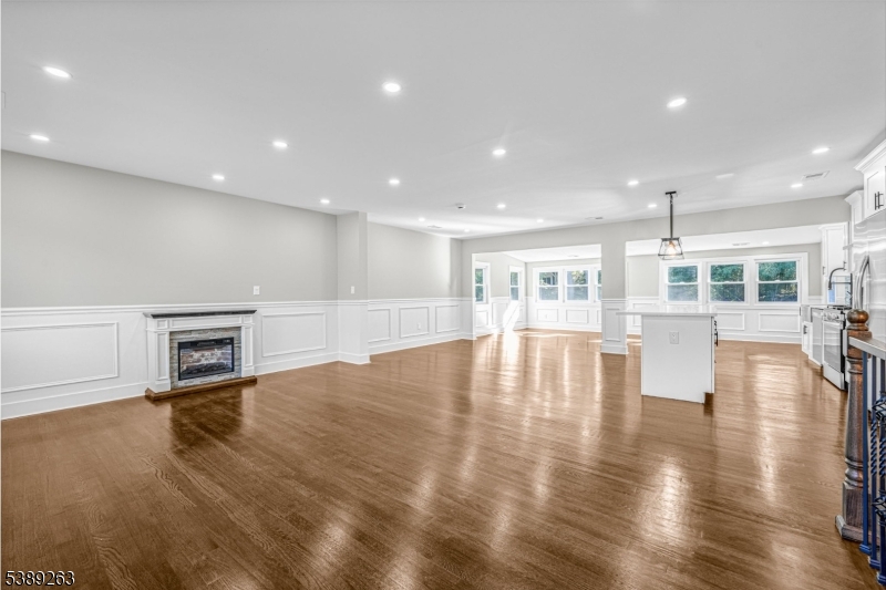 Burnham Park - Residential