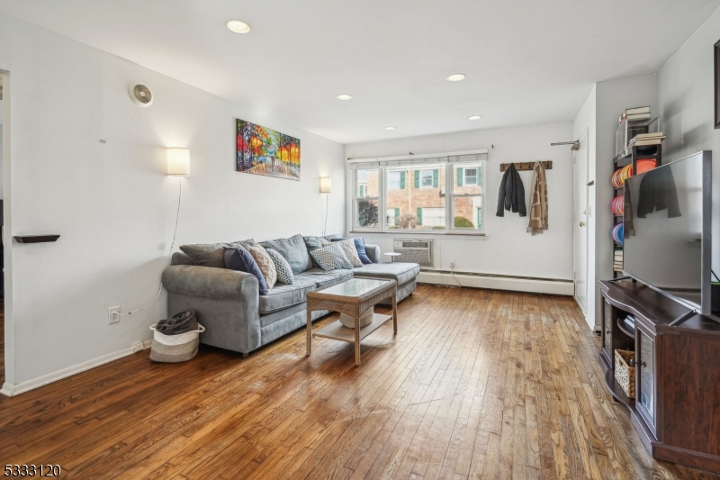 Parkside Gardens - Residential