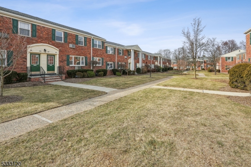 Parkside Gardens - Residential