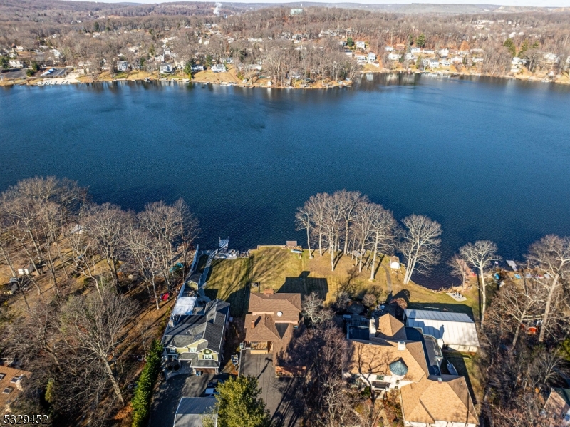 WHITE MEADOW LAKE - Residential