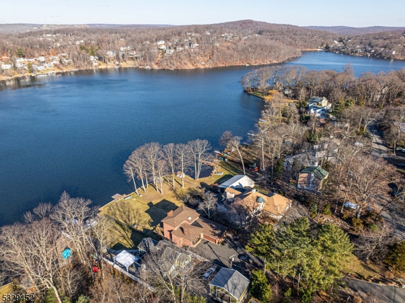 WHITE MEADOW LAKE - Residential