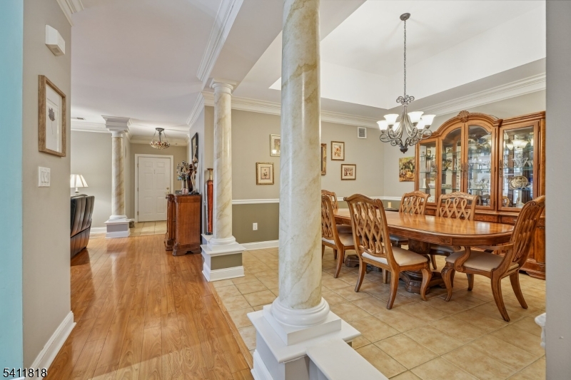 Four Seasons - Residential