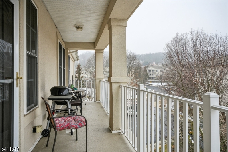 Four Seasons - Residential