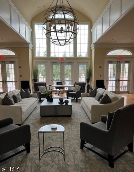 Four Seasons - Residential