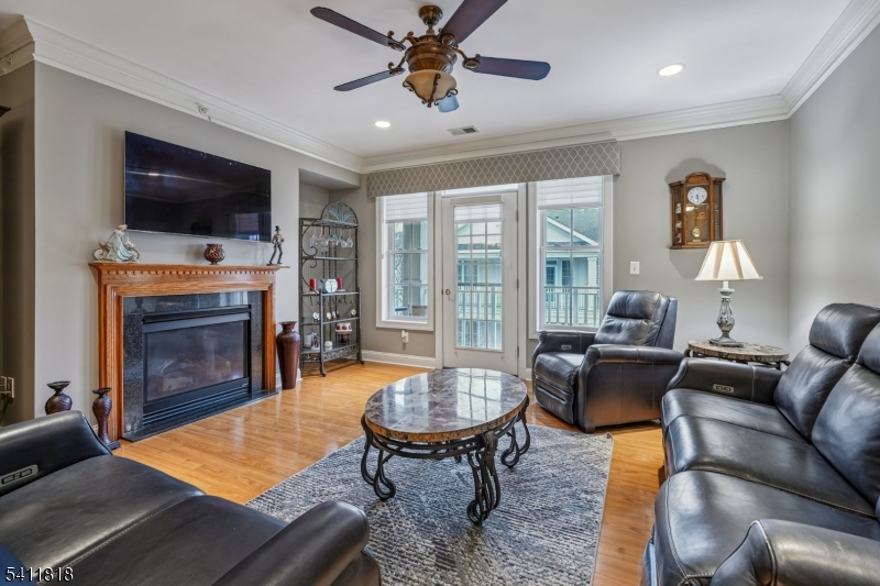 Four Seasons - Residential