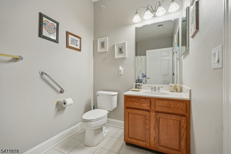 Four Seasons - Residential