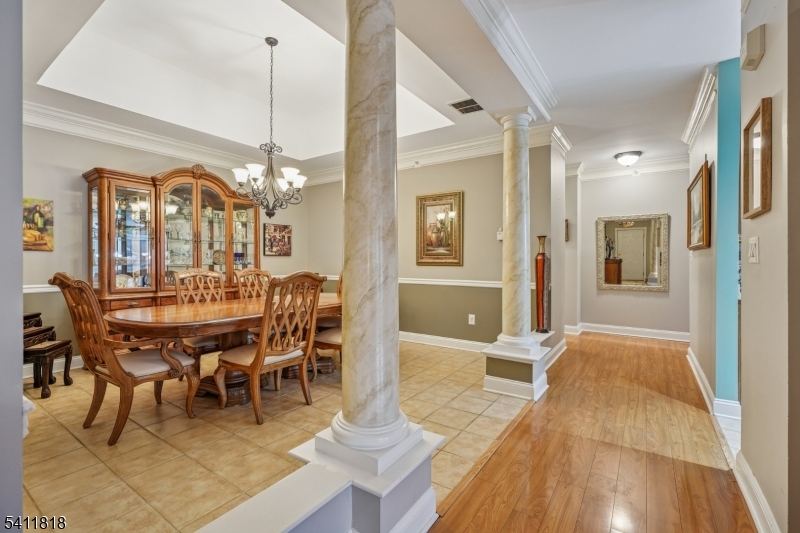 Four Seasons - Residential