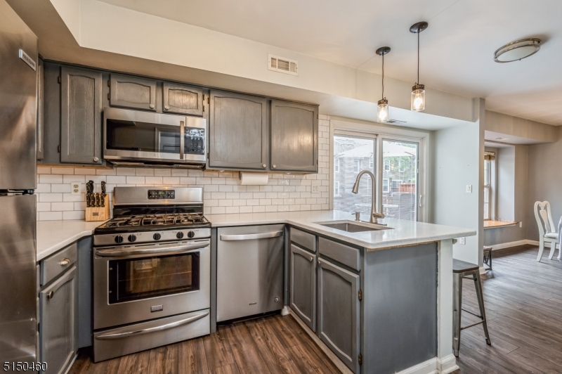 Quail Brook - Residential