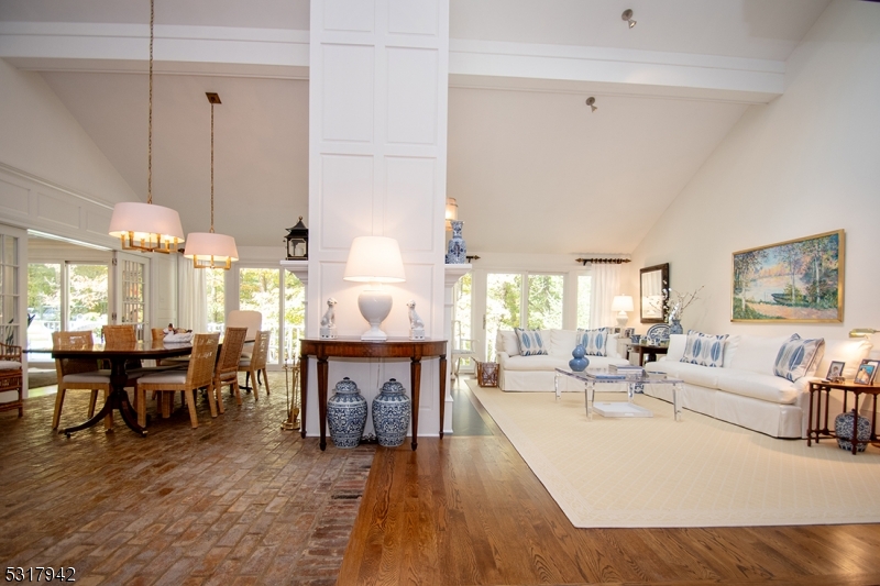 New Vernon - Residential