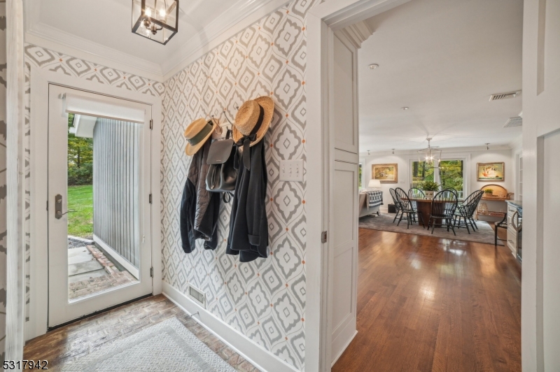 New Vernon - Residential