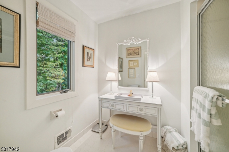 New Vernon - Residential