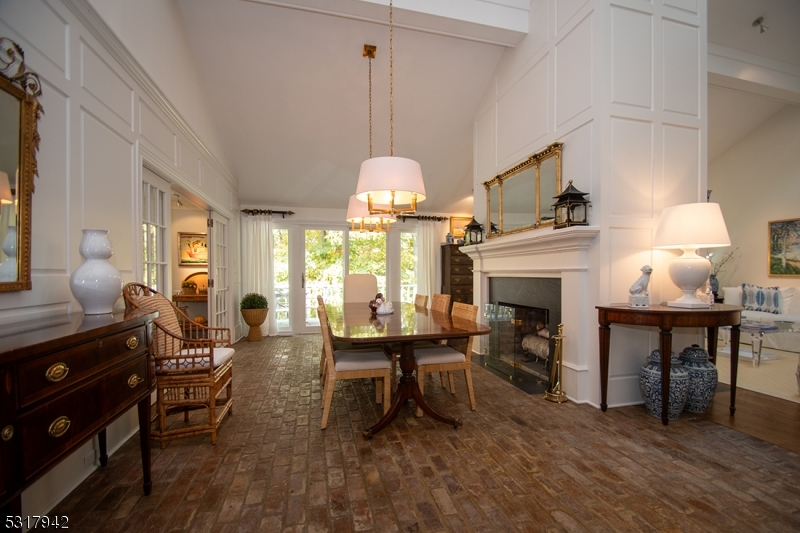 New Vernon - Residential